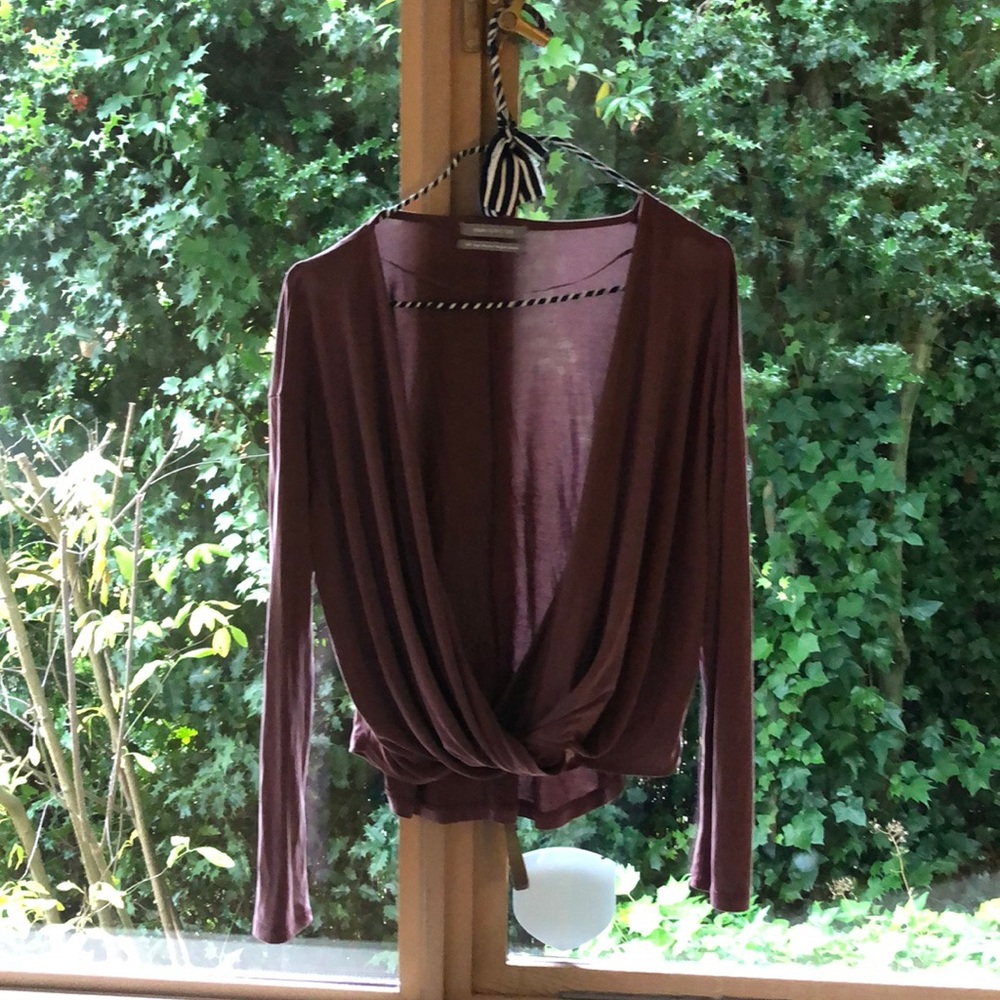 Urban outfits front twist top